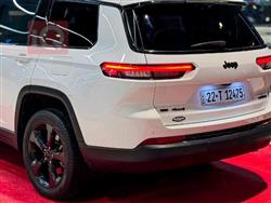 جیپ L گراند شیرۆکی